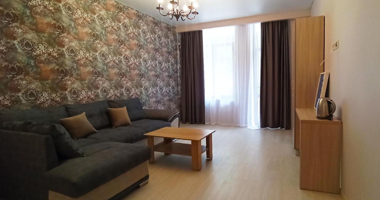 Спиро Gagra Luaran gambar
